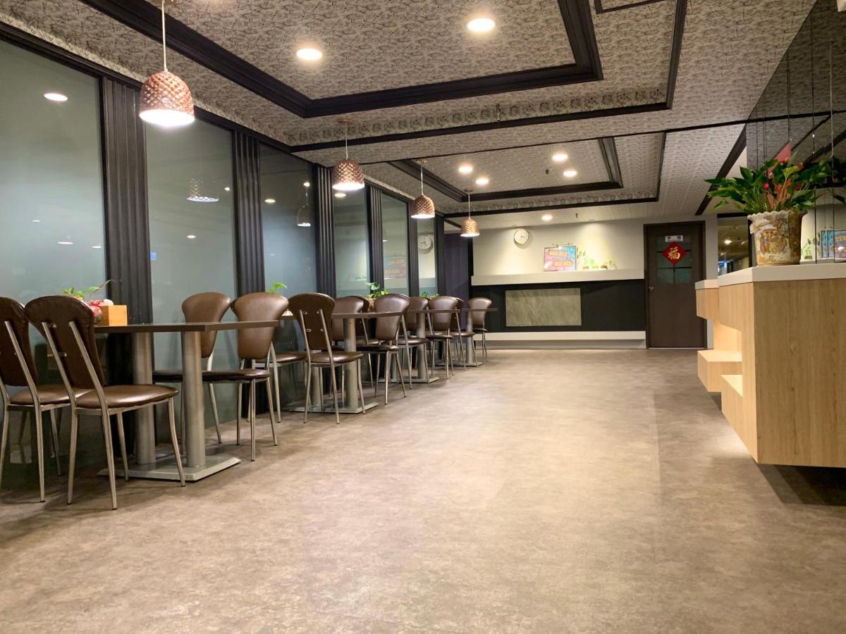 Jing Dian Business Hotel Таоюань Экстерьер фото